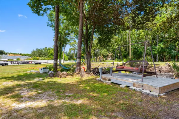 5515 LAKE LE CLARE RD, Lutz, FL 33558