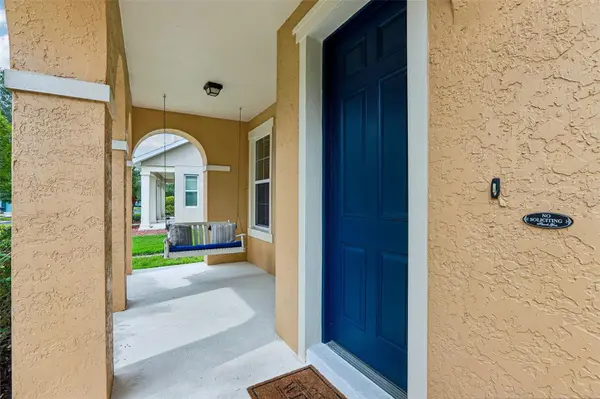 5233 SUNCATCHER DR, Wesley Chapel, FL 33545
