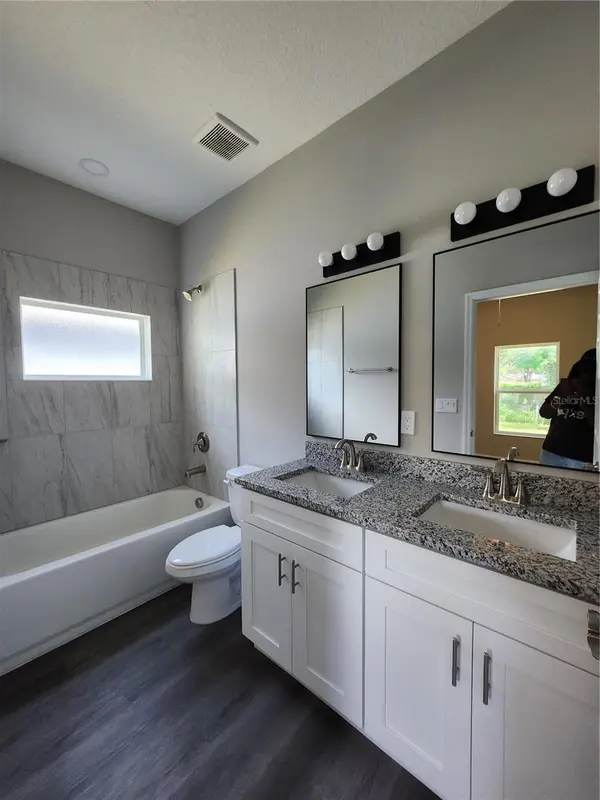 5024 FINDERS CT, Tampa, FL 33617