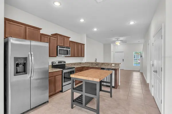 2719 LANTERN HILL AVE, Brandon, FL 33511