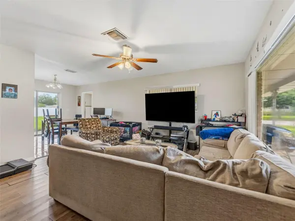 2109 W ERNA DR, Tampa, FL 33603