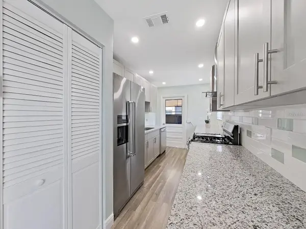 5973 TERRACE PARK DR N #311, St Petersburg, FL 33709