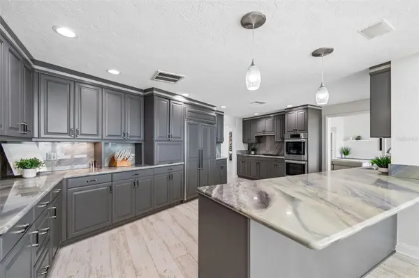 2038 CAROLINA AVE NE, St Petersburg, FL 33703