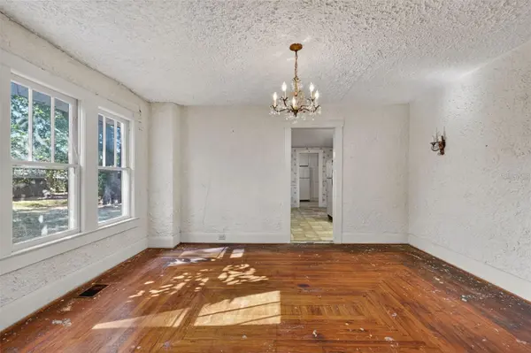 5806 N CHEROKEE AVE, Tampa, FL 33604