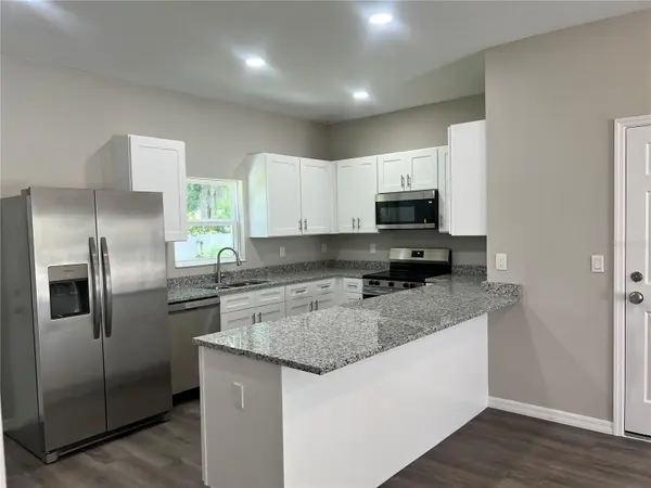 5008 FINDERS CT, Tampa, FL 33617