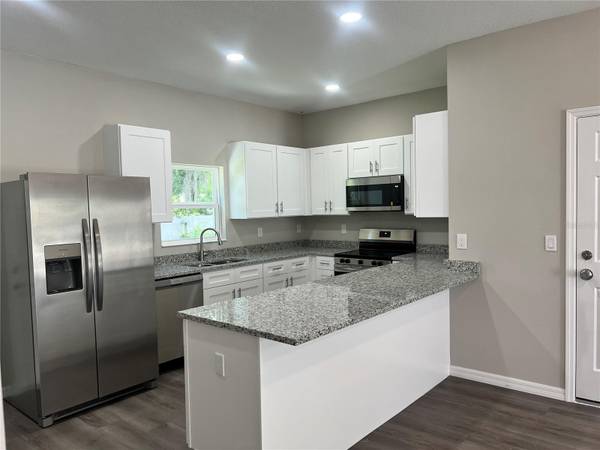 5008 FINDERS CT, Tampa, FL 33617