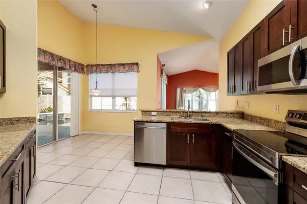 1805 WOOD BEND ST, Tarpon Springs, FL 34689
