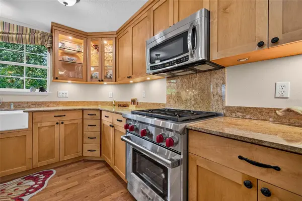322 ROEBLING RD S, Belleair, FL 33756