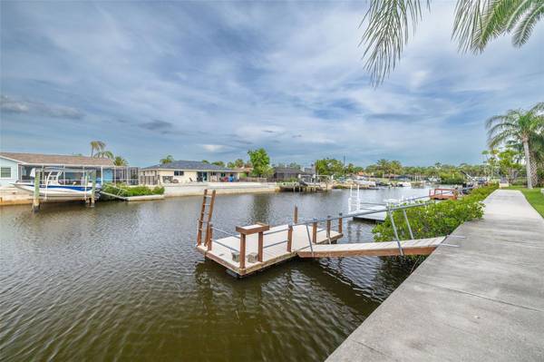 9908 SAN SIERRA WAY, Port Richey, FL 34668