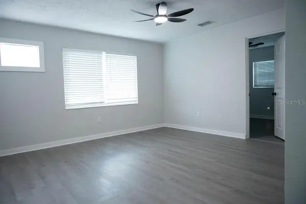 5480 70TH LN N, St Petersburg, FL 33709
