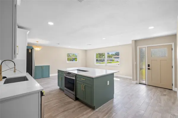 5901 DENVER ST NE, St Petersburg, FL 33703