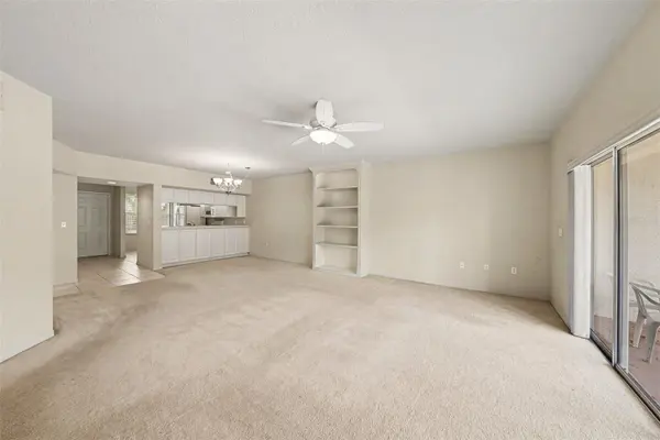 1400 WATER VIEW DR W #102, Largo, FL 33771
