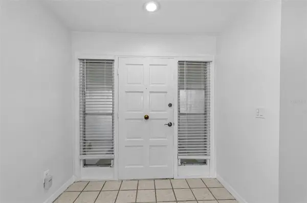 1529 E DORCHESTER DR, Palm Harbor, FL 34684