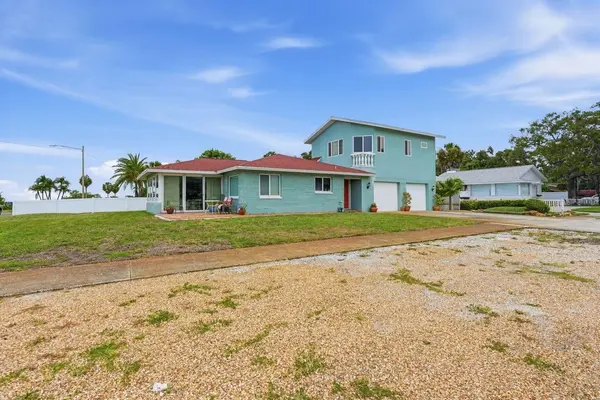 1963 EDGEWATER DR, Clearwater, FL 33755