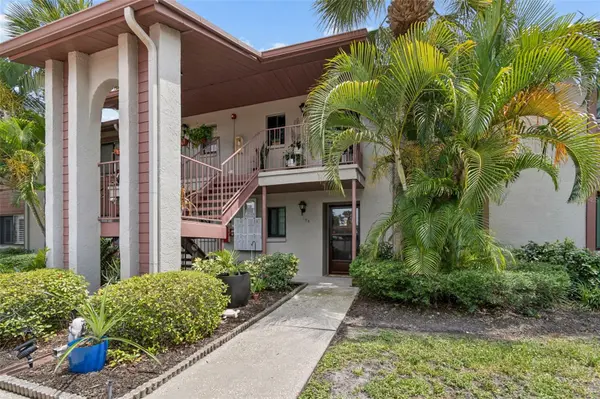 723 83RD AVE N #104, St Petersburg, FL 33702