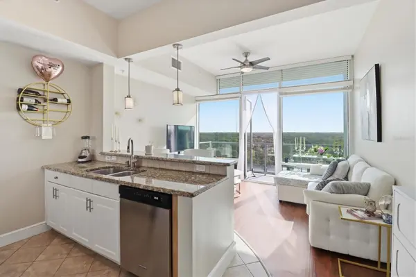 101 S EOLA DR #1104, Orlando, FL 32801