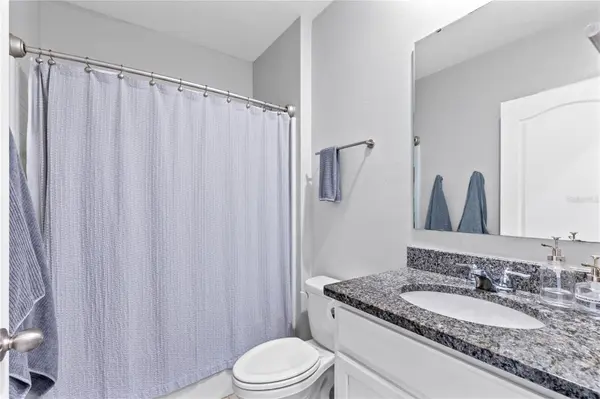 5207 MAHOGANY DR, Mount Dora, FL 32757