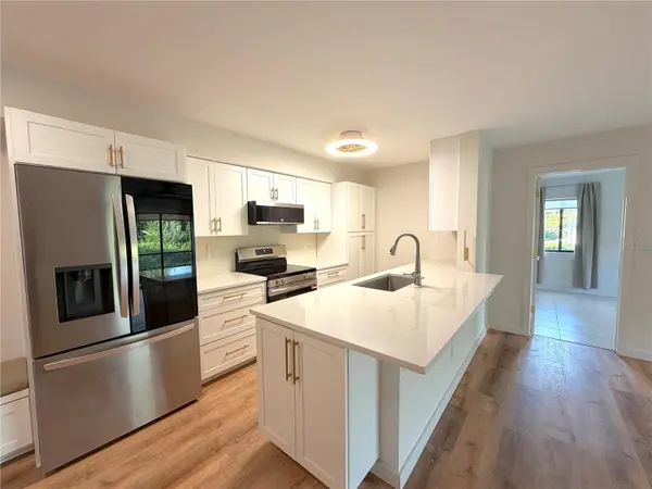 2067 HUNTERS GLEN DR #312, Dunedin, FL 34698