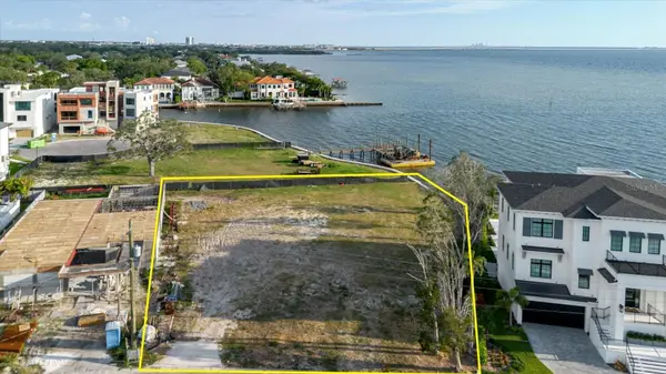 5102 W LONGFELLOW AVE, Tampa, FL 33629