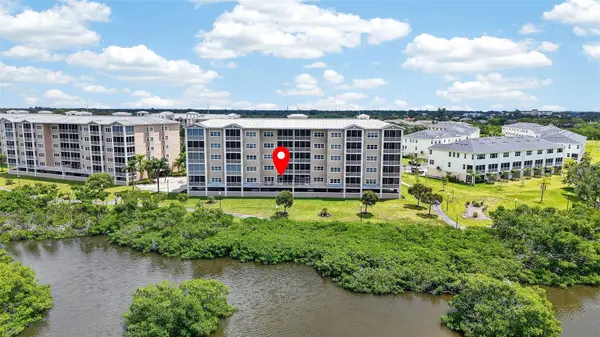 10002 KEY HAVEN RD #204, Seminole, FL 33777