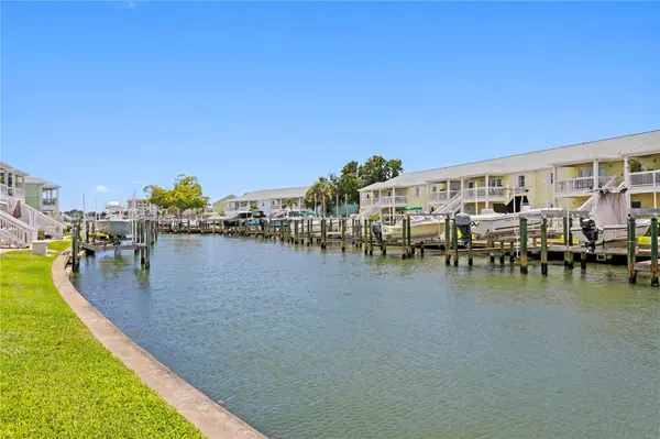 00 COQUINA KEY DR SE #107SS, St Petersburg, FL 33705