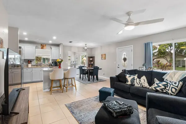 1906 CANTERBURY LN #26, Sun City Center, FL 33573