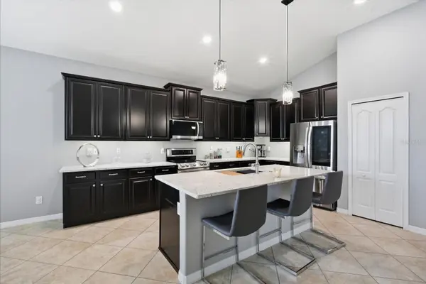 11604 SUNBURST MARBLE RD, Riverview, FL 33579
