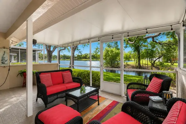 3050 OVERLOOK PL, Clearwater, FL 33760