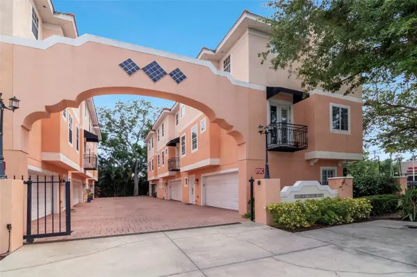 3025 W GROVEWOOD CT #3, Tampa, FL 33629