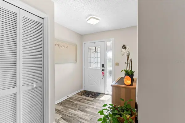 1816 GRANVILLE LN, Sun City Center, FL 33573
