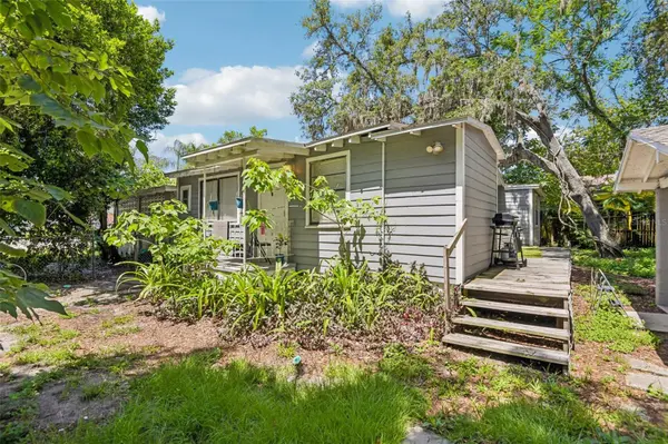 1504 E 99TH AVE, Tampa, FL 33612