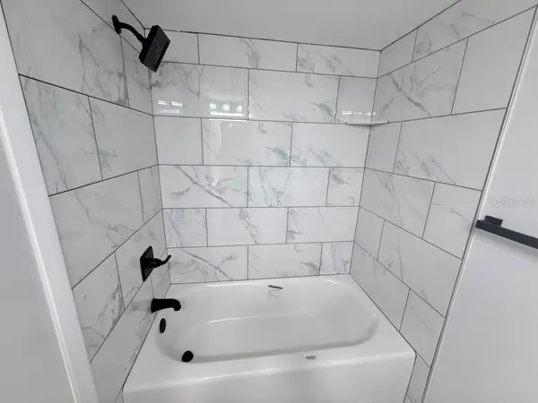3300 COVE CAY DR #2A, Clearwater, FL 33760