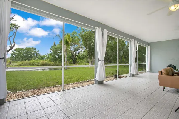 19616 LIVINGSTON AVE, Lutz, FL 33559