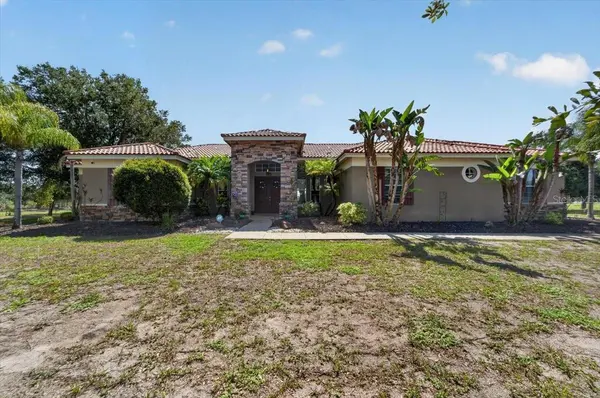5325 LAKE SIENA DR, Wimauma, FL 33598