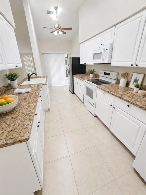 1203 SAXONY CIR #B, Punta Gorda, FL 33983