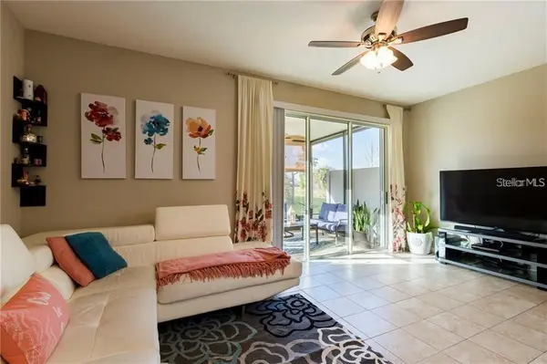 6959 TOWNE LAKE RD, Riverview, FL 33578