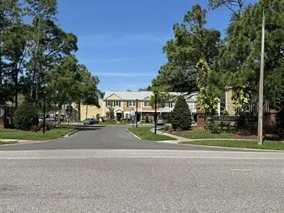 12326 BERKELEY SQUARE DR, Tampa, FL 33626