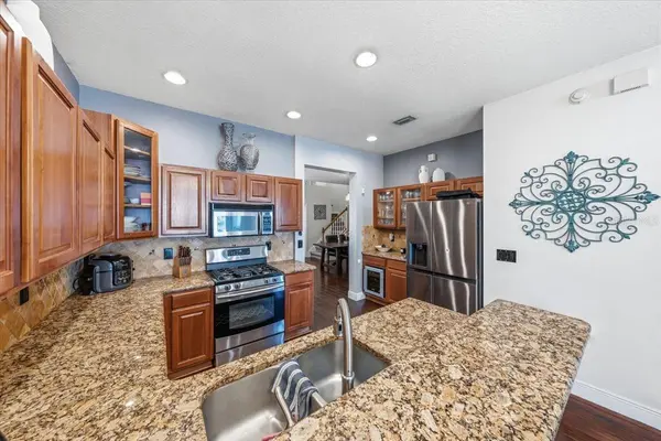 9606 ROYCE DR, Tampa, FL 33626