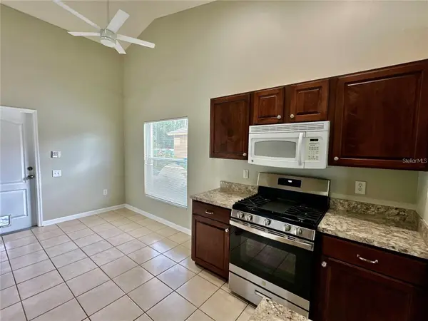 30747 BURLEIGH DR, Wesley Chapel, FL 33543