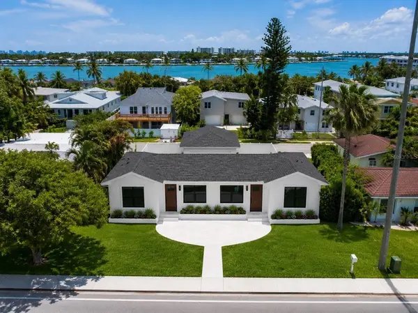 3219 E DE BAZAN AVE, St Petersburg, FL 33706