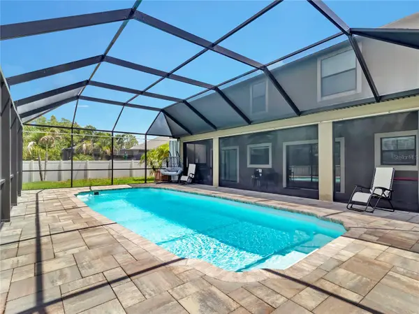 5063 IVORY STONE DR, Wimauma, FL 33598