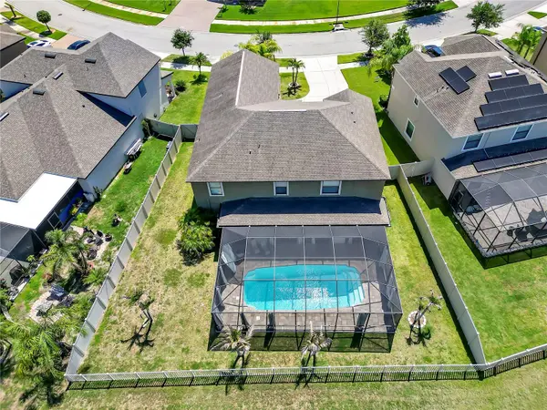 5063 IVORY STONE DR, Wimauma, FL 33598