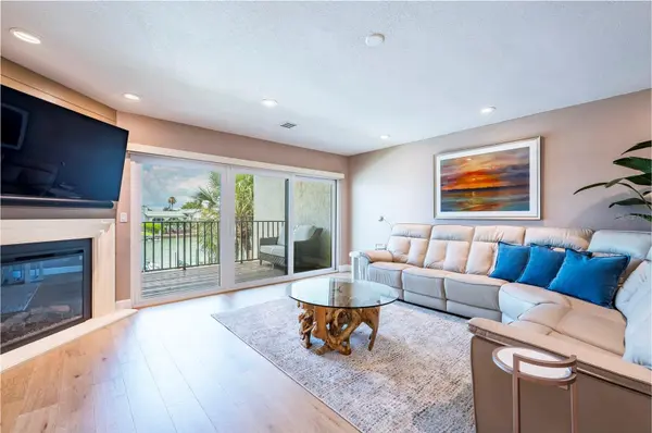 218 SKIFF PT, Clearwater Beach, FL 33767