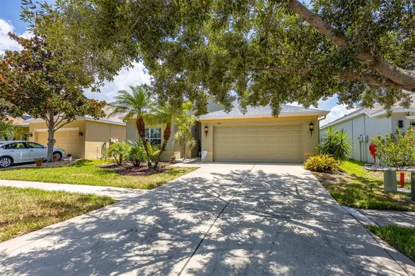 905 PARKER DEN DR, Ruskin, FL 33570