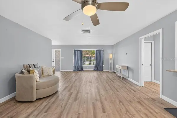 2159 GREENBRIAR BLVD, Clearwater, FL 33763