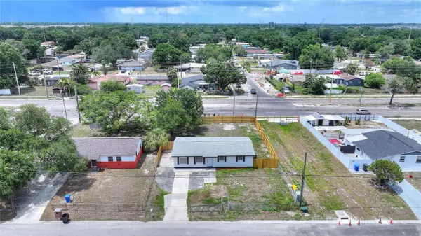 8204 ALLAMANDA AVE, Tampa, FL 33619