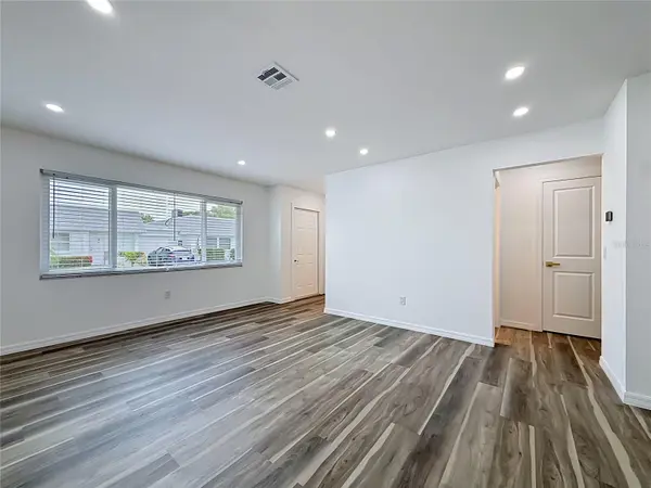 8454 AUSTIN N, Pinellas Park, FL 33781