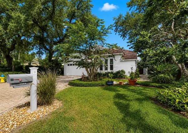 5204 GREEN FOREST CT, Tampa, FL 33647