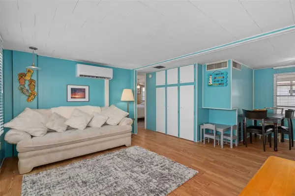 4851 W GANDY BLVD #B9L36, Tampa, FL 33611