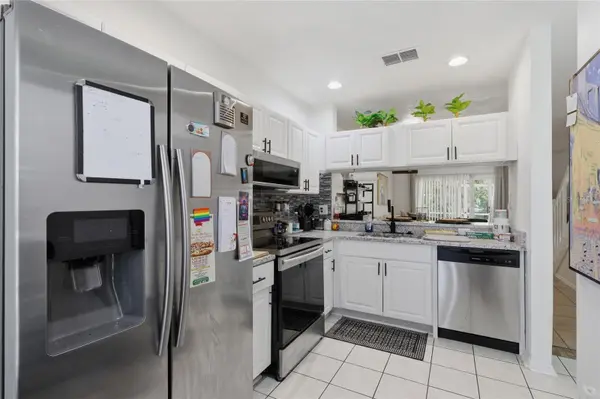 30029 GRANDA HILLS CT, Wesley Chapel, FL 33543